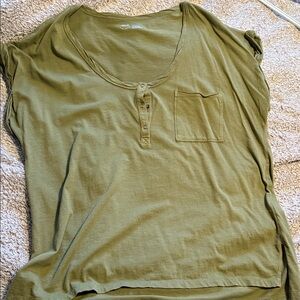 Aerie Olive Short Sleeve Tee